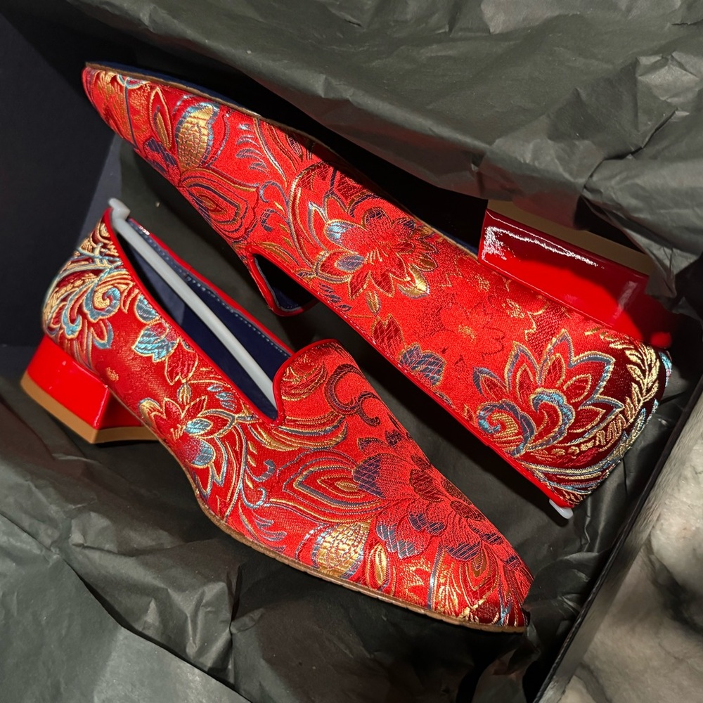 Valentina Rangoni NIB Embroidered LUXE Satin Slippers Amalfi Loafers 6B Flats - Picture 8 of 11
